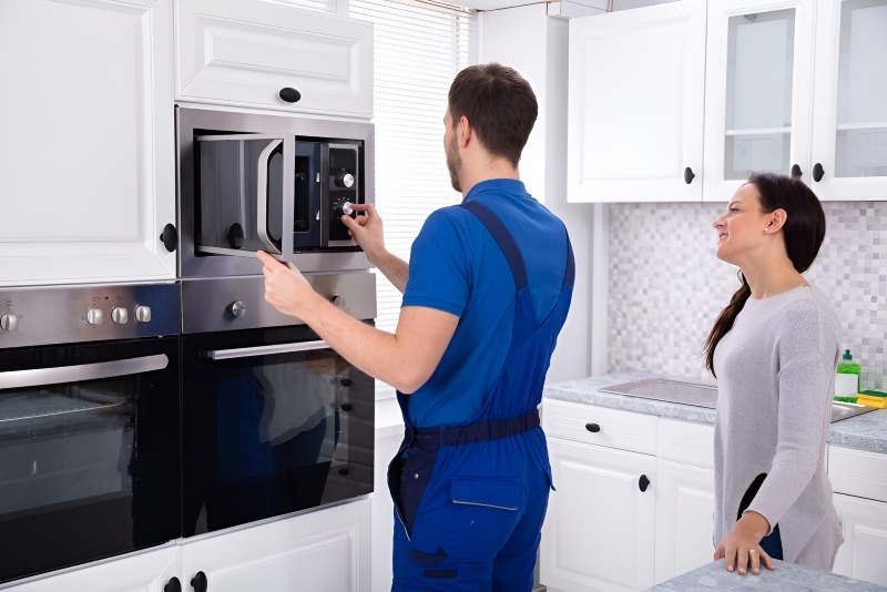 Buld-in Microwave Repair in Arvada
